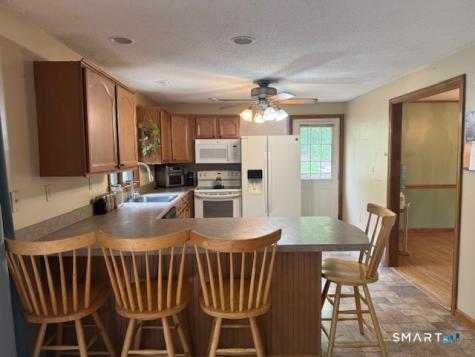 84 Oak Leaf Drive Colchester CT 06415