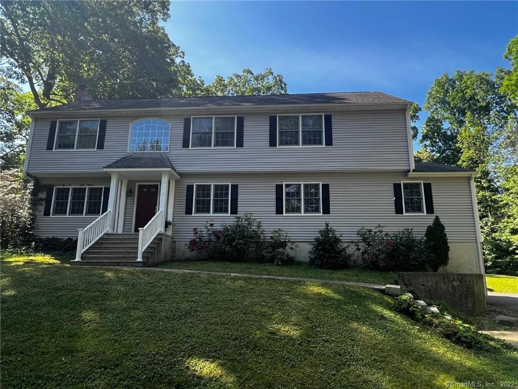 9 Sunnyridge Road Avon CT 06001