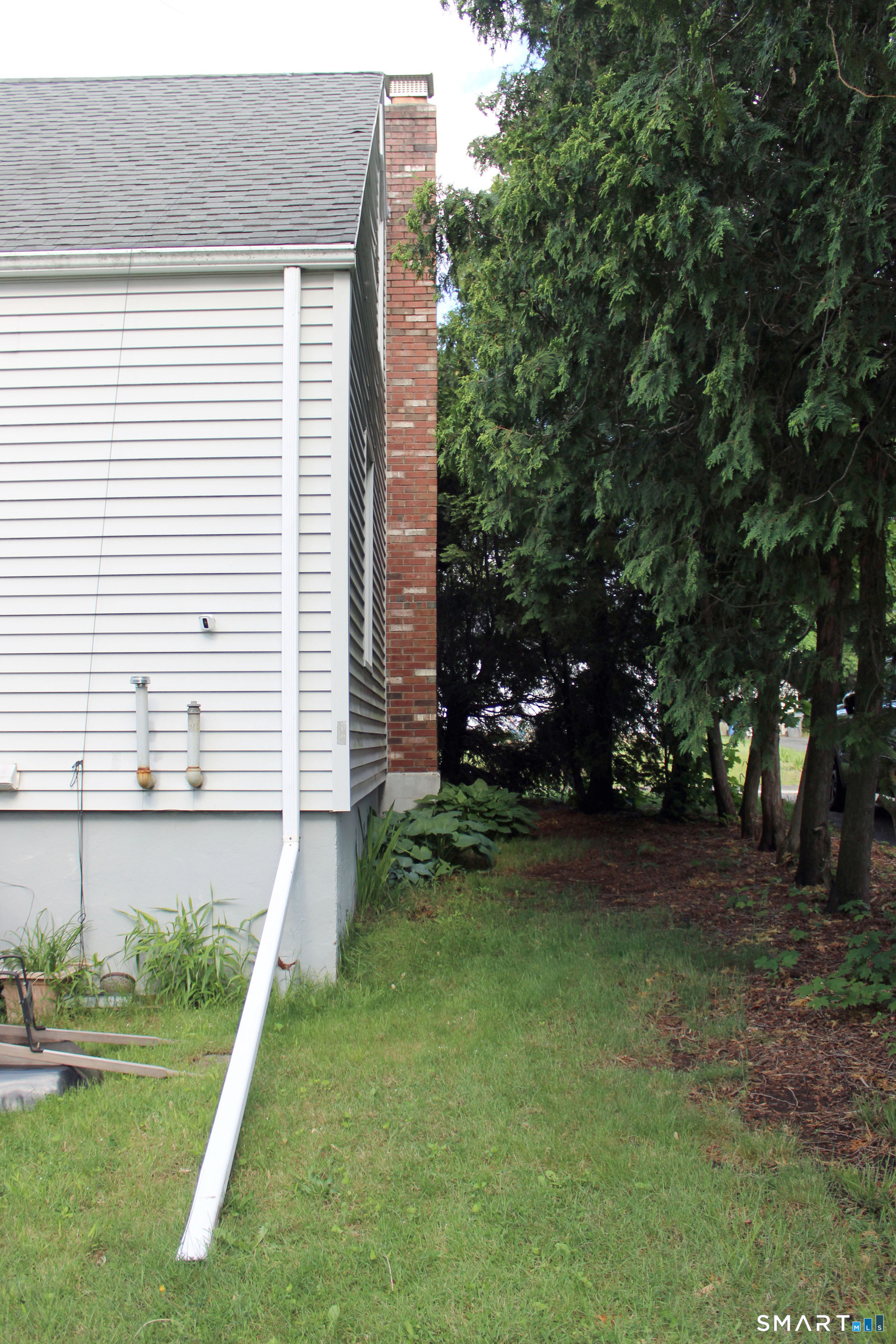 46 Litchfield Street Manchester CT 06040