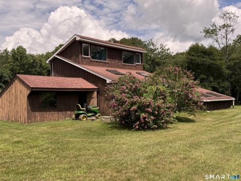 37 Sunset Terrace Brooklyn CT 06234