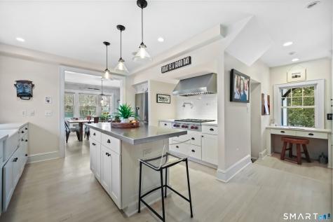 164 Wakeman Road Fairfield CT 06824