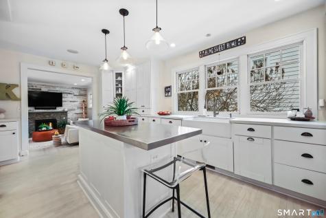 164 Wakeman Road Fairfield CT 06824