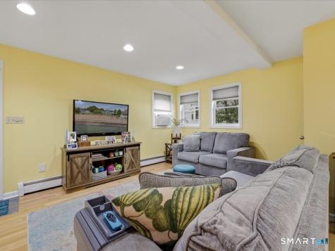 118-B Limewood Avenue Branford CT 06405