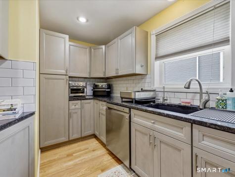118-B Limewood Avenue Branford CT 06405