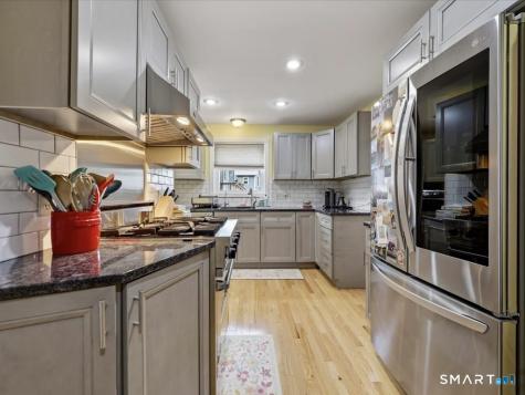 118-B Limewood Avenue Branford CT 06405