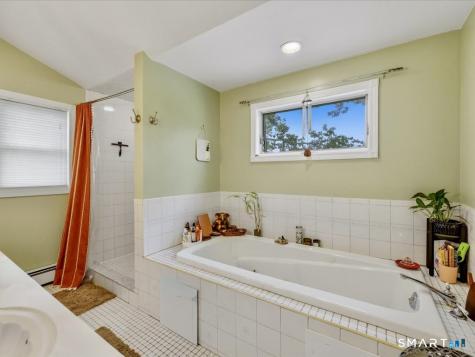 118-B Limewood Avenue Branford CT 06405