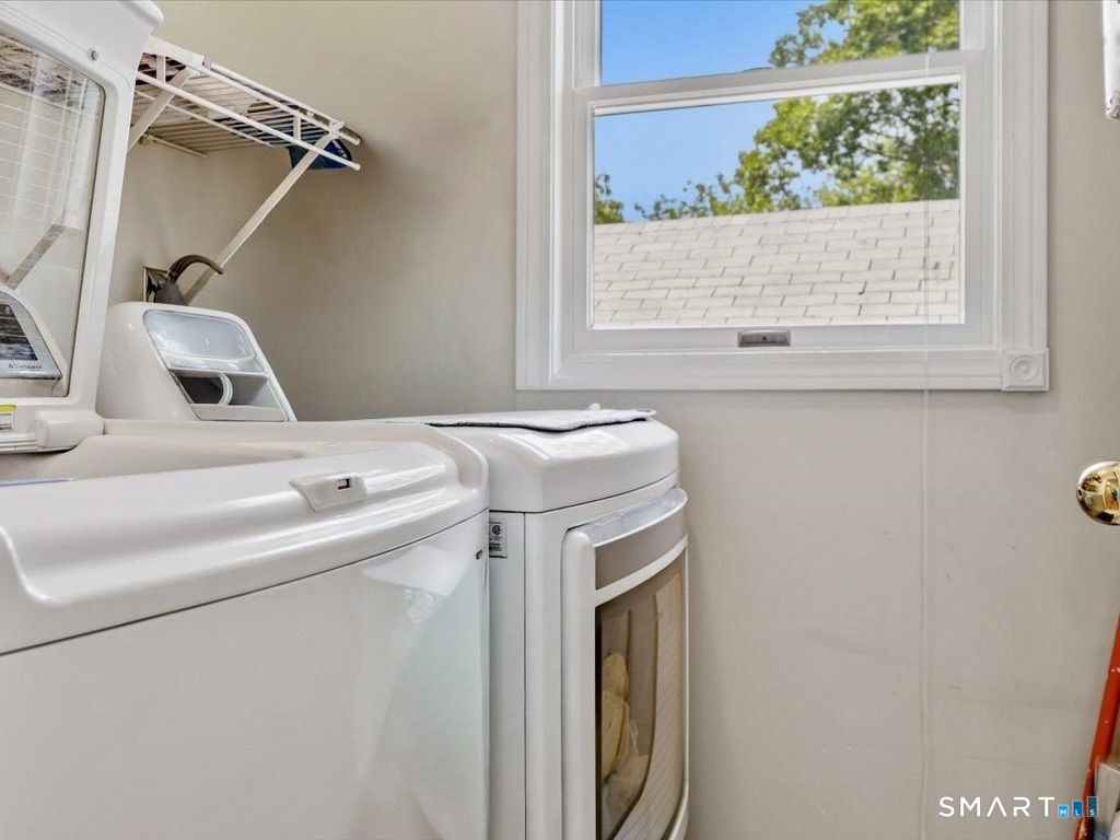 118-B Limewood Avenue Branford CT 06405