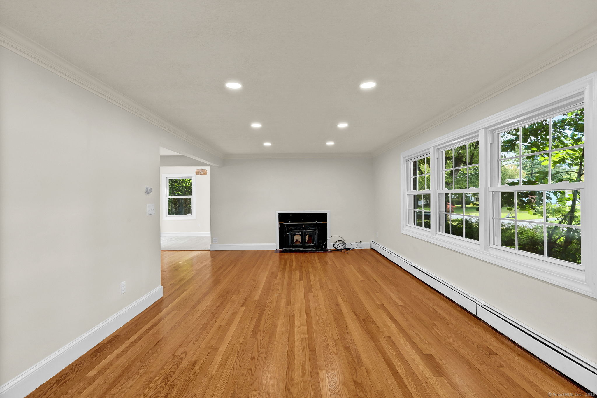 28 Sunnyfield Drive Windsor CT 06095