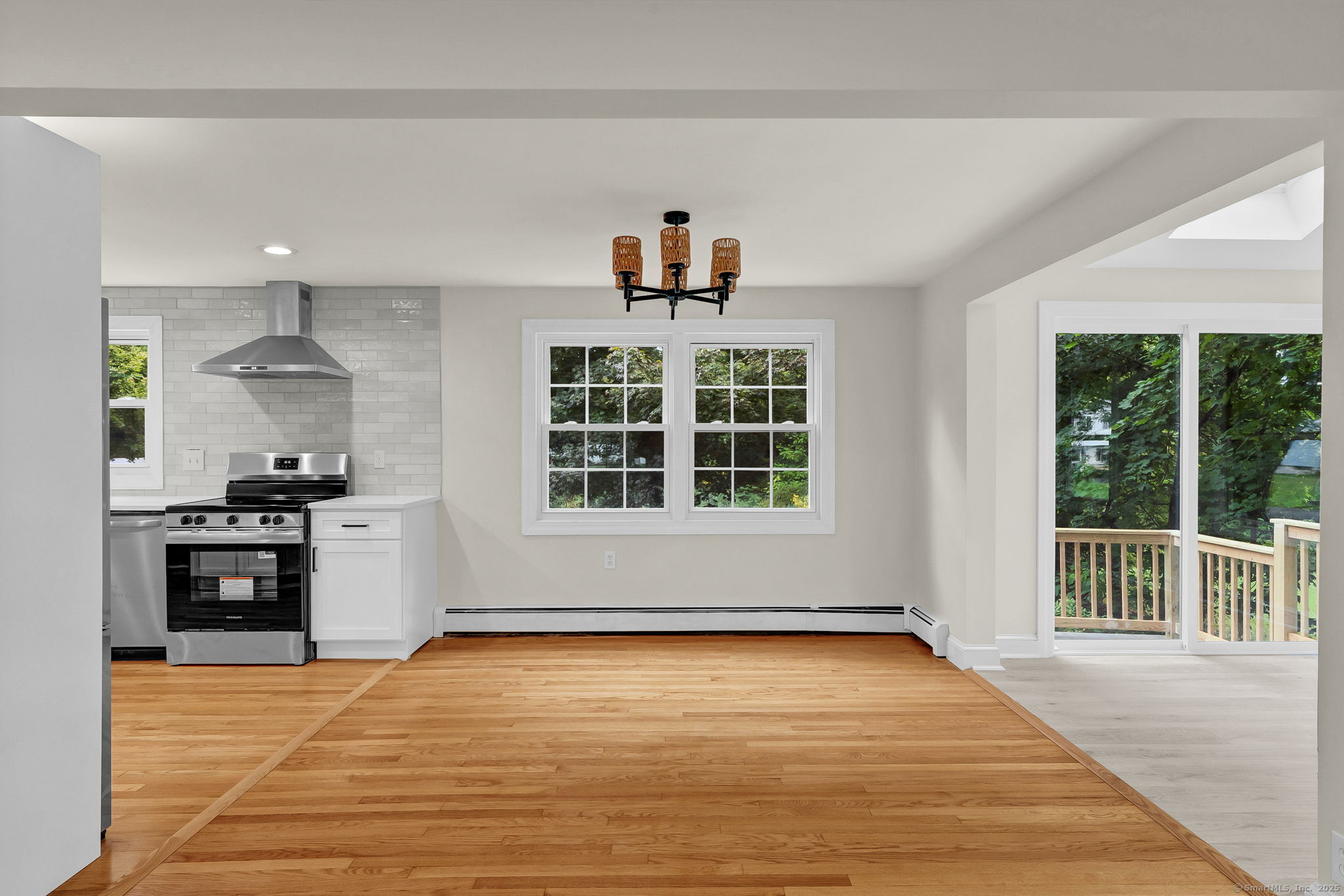 28 Sunnyfield Drive Windsor CT 06095