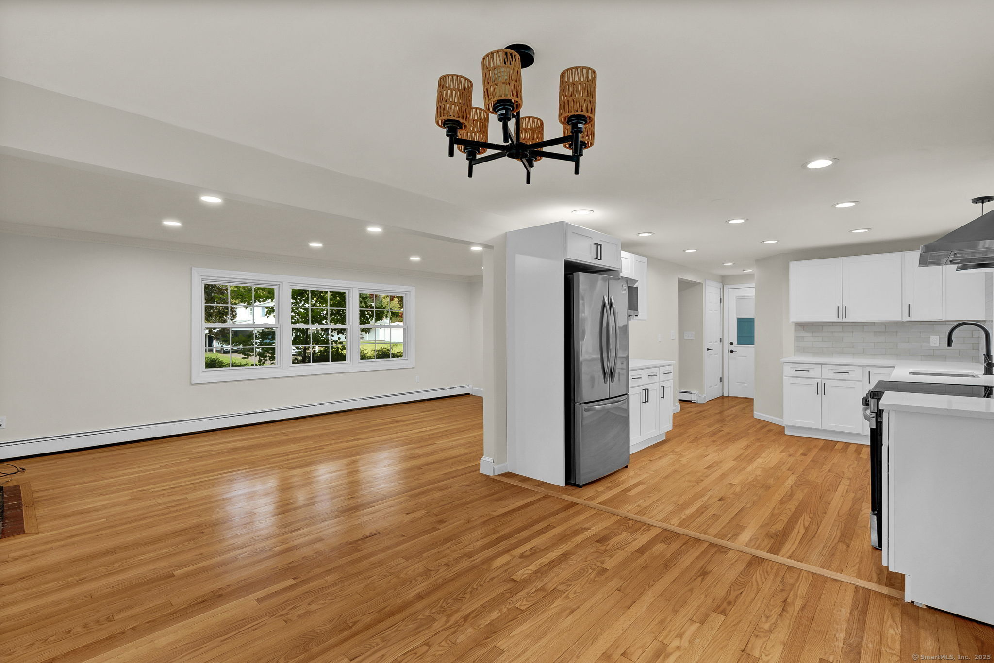 28 Sunnyfield Drive Windsor CT 06095