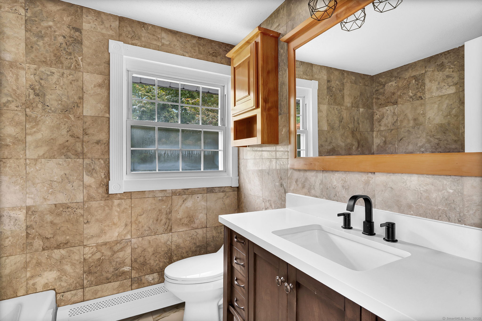 28 Sunnyfield Drive Windsor CT 06095