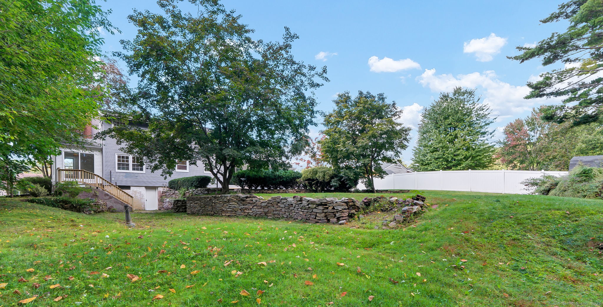 28 Sunnyfield Drive Windsor CT 06095