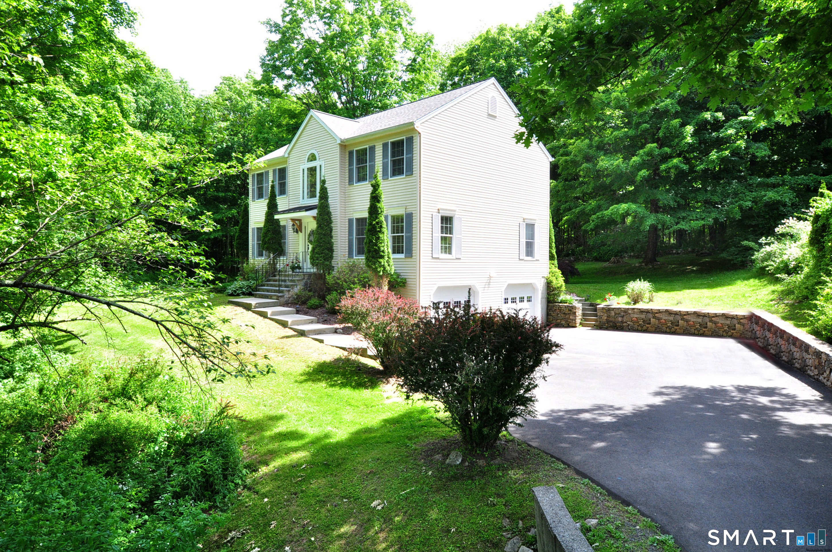 12 Revere Road New Milford CT 06776