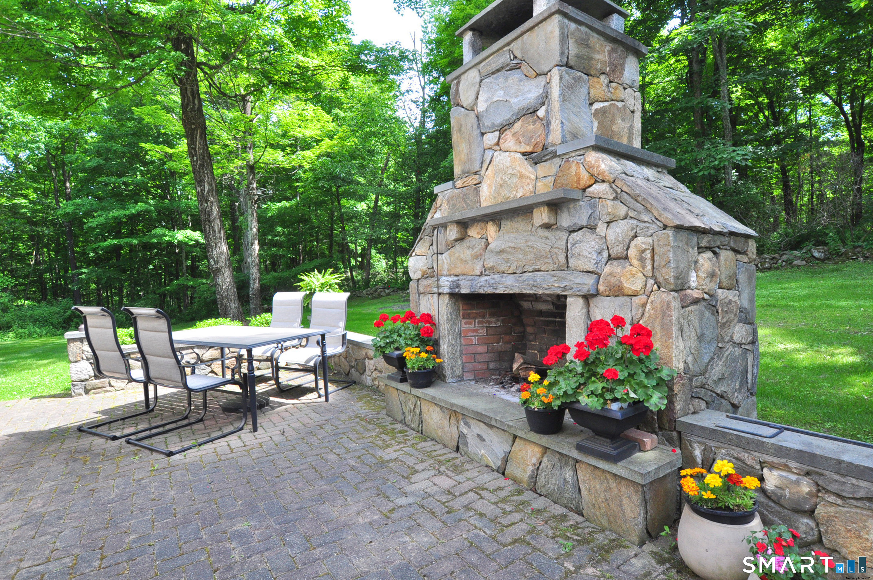 12 Revere Road New Milford CT 06776