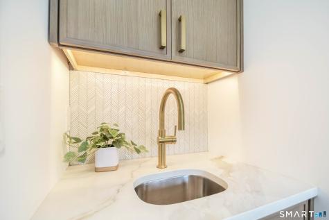 57 Beaumont Place Fairfield CT 06824
