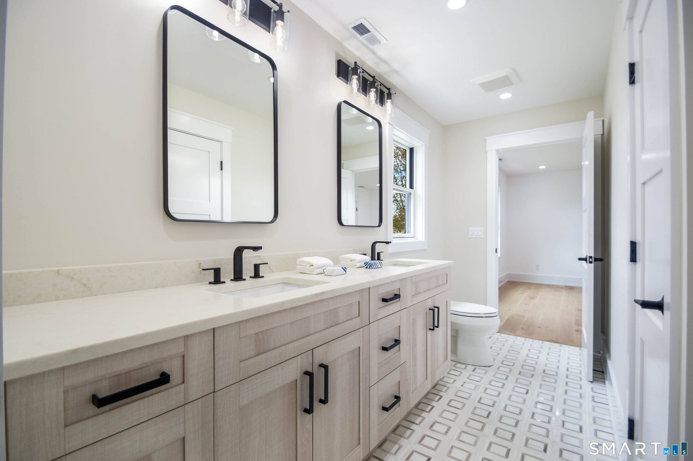 57 Beaumont Place Fairfield CT 06824