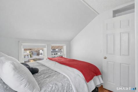 37 Clifton Avenue Waterbury CT 06702