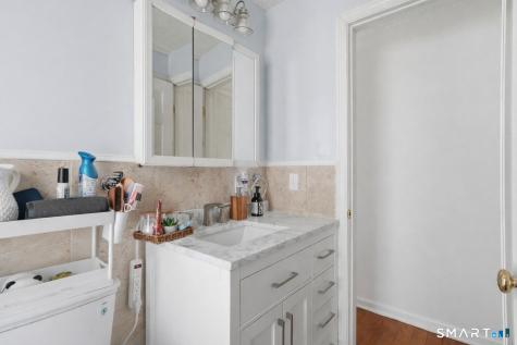 37 Clifton Avenue Waterbury CT 06702