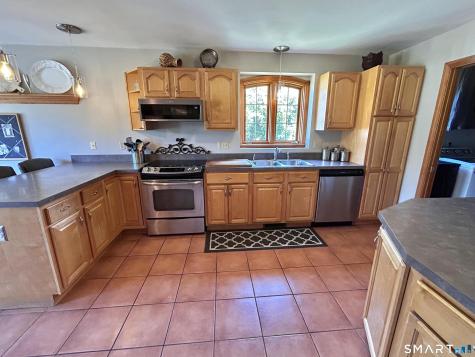 4 Heather Lane Granby CT 06060