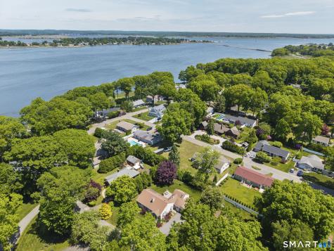 86 Fenwood Drive Old Saybrook CT 06475