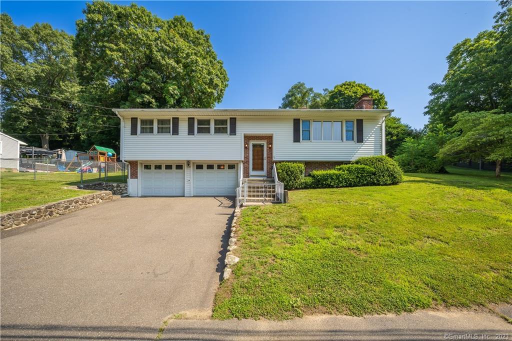 45 Pine Street Naugatuck CT 06770