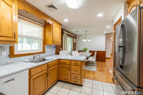 74 Harvest Lane East Hartford CT 06118