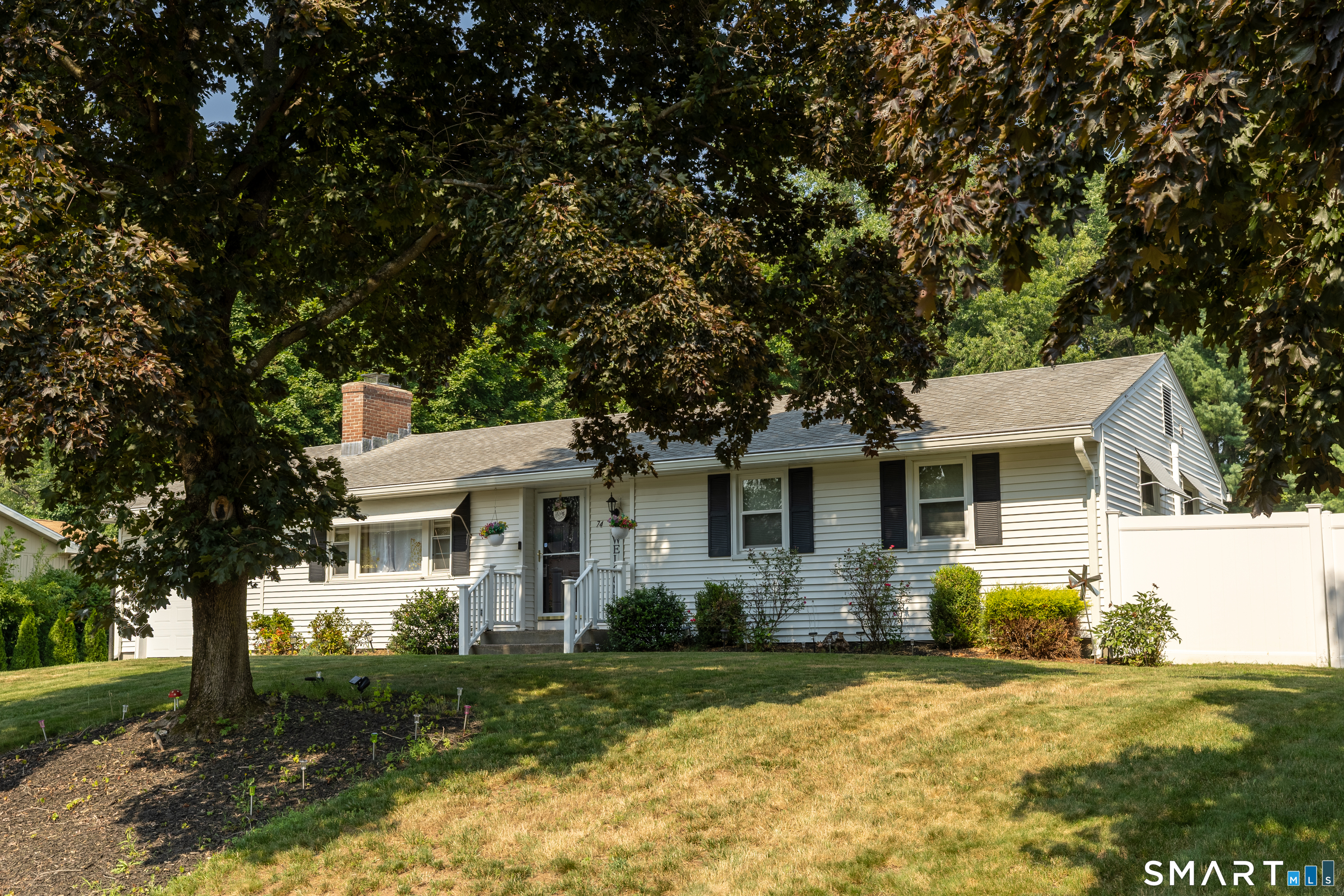 74 Harvest Lane East Hartford CT 06118