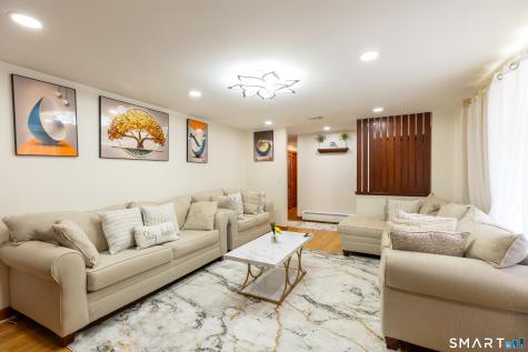 74 Harvest Lane East Hartford CT 06118