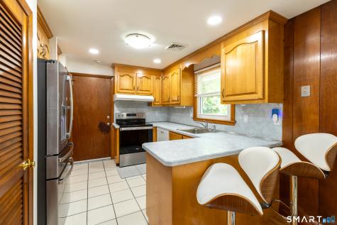 74 Harvest Lane East Hartford CT 06118