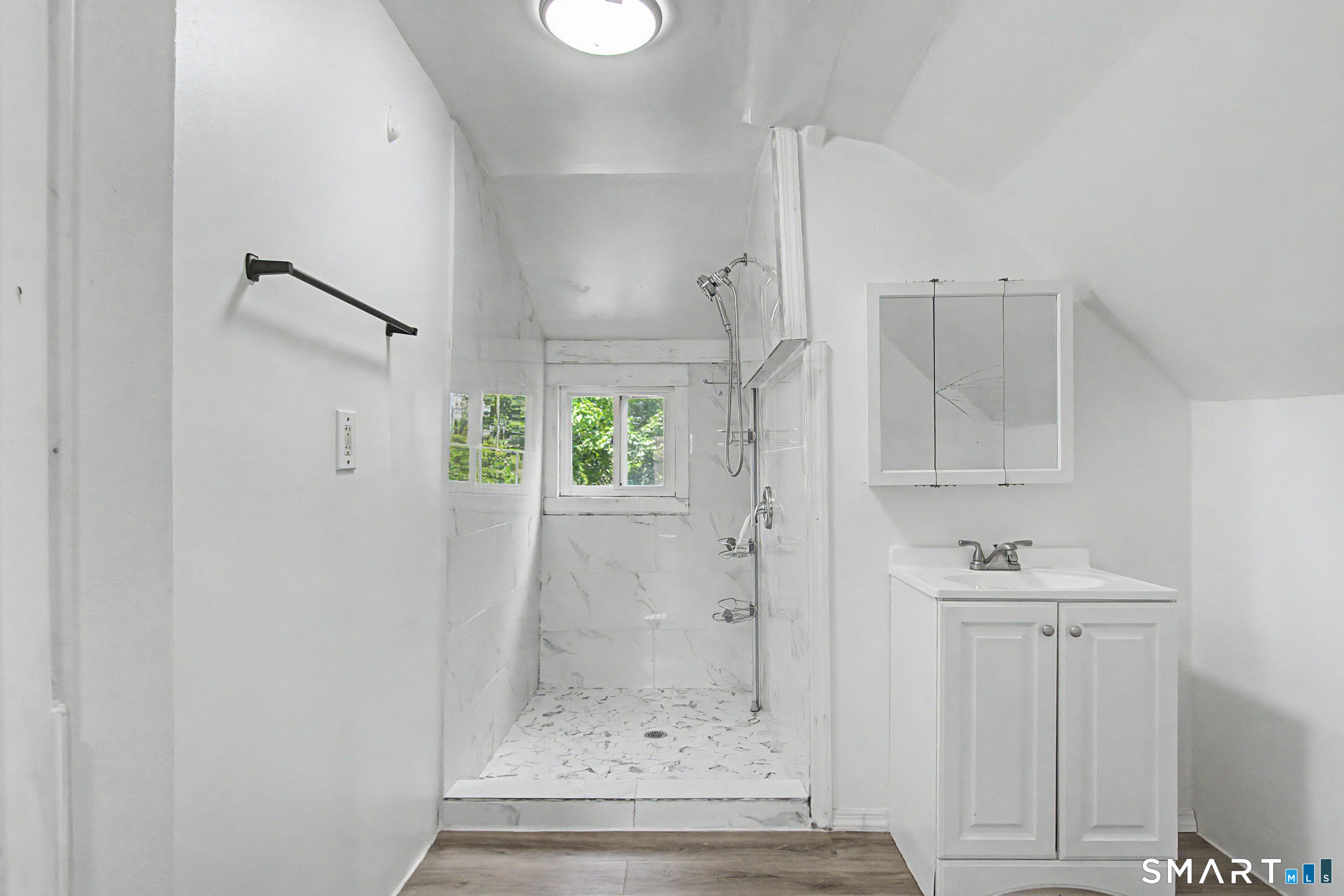 31 Smith Street West Haven CT 06516