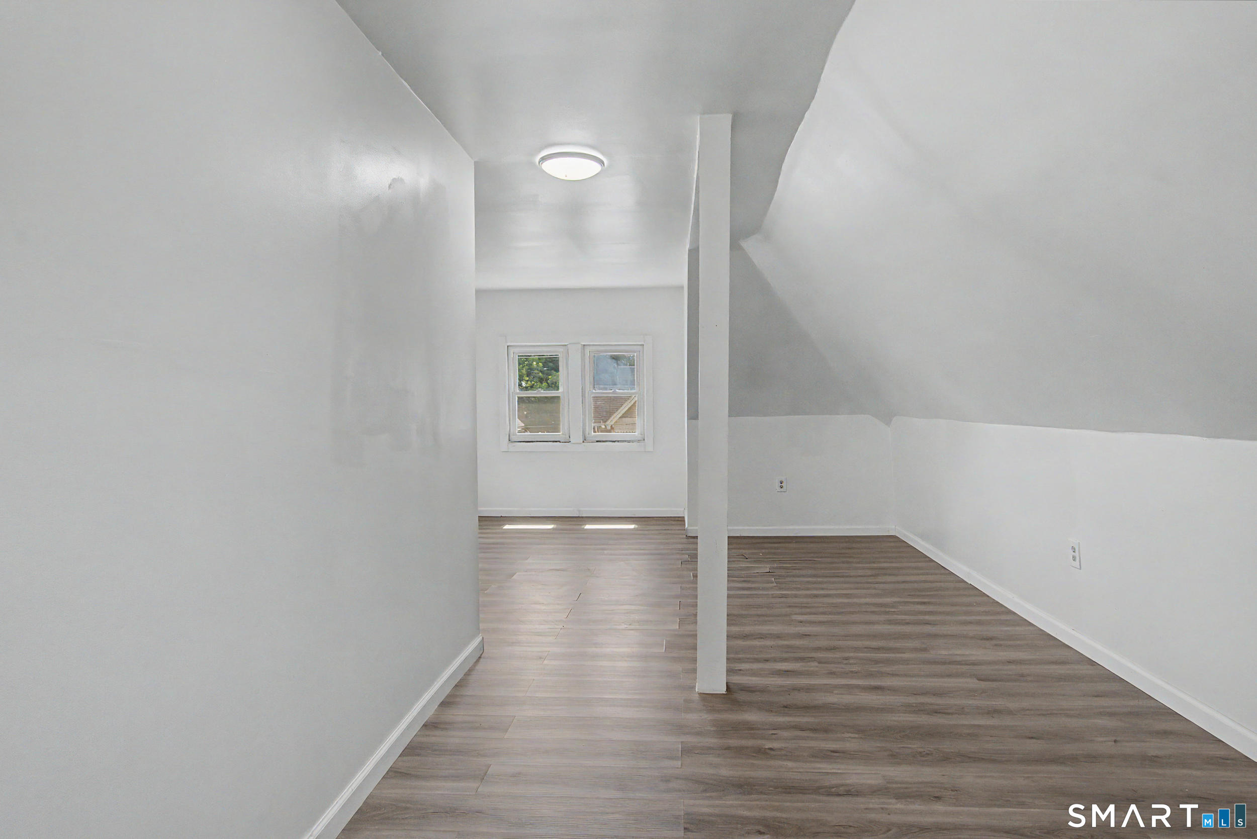 31 Smith Street West Haven CT 06516