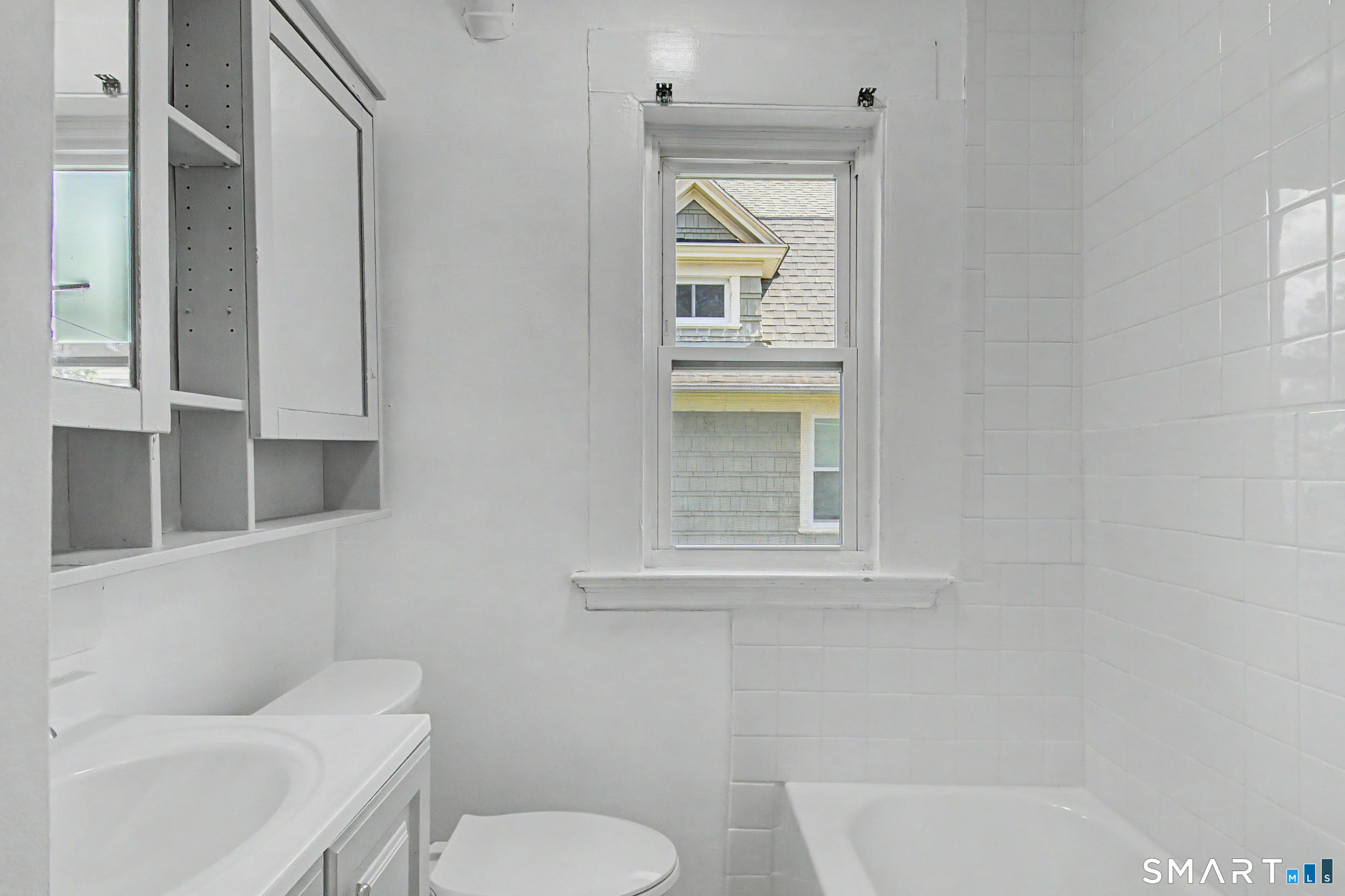 31 Smith Street West Haven CT 06516