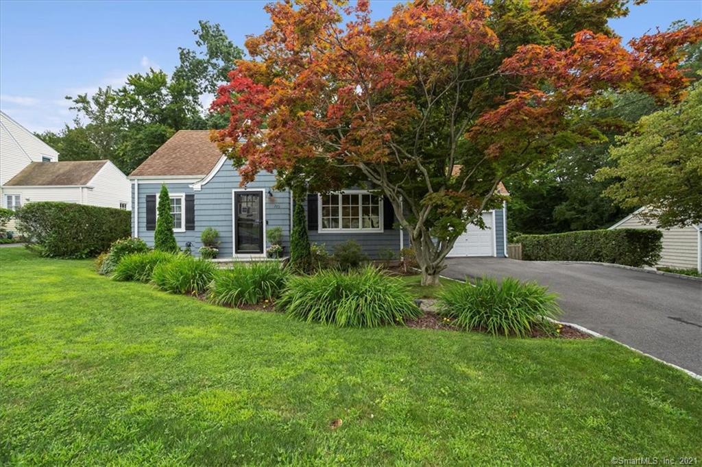 289 Woodridge Avenue Fairfield CT 06825