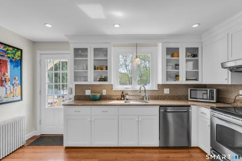 98 Colonial Drive Hamden CT 06518