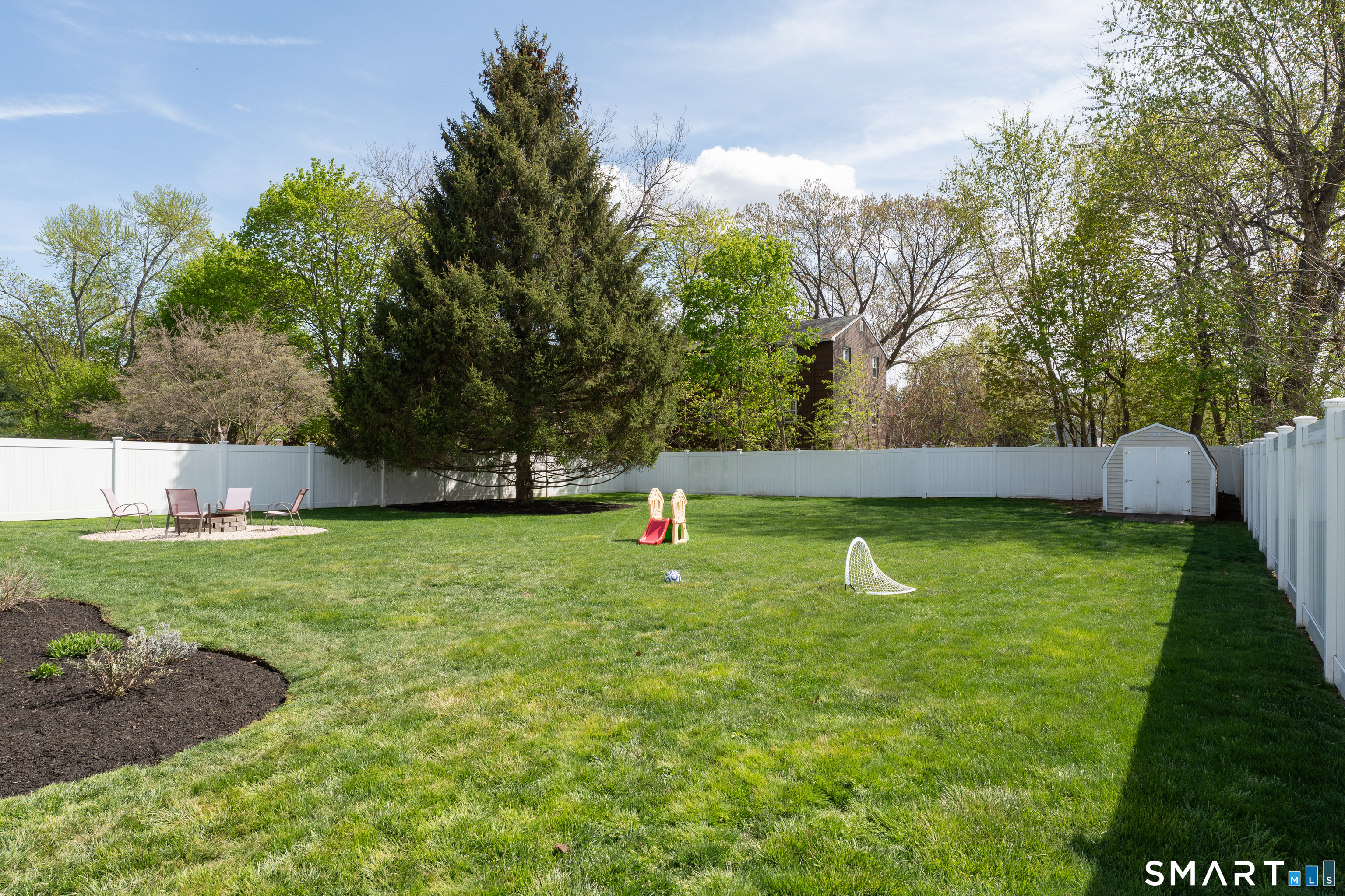 98 Colonial Drive Hamden CT 06518