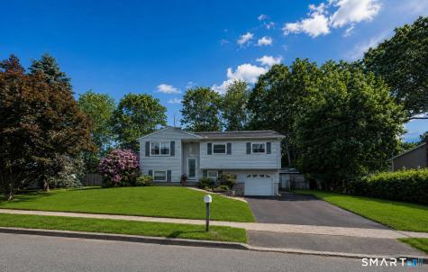 140 Flower Drive Hamden CT 06518
