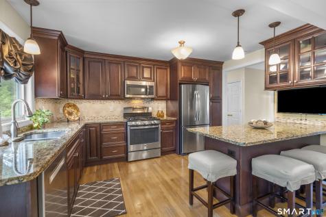 140 Flower Drive Hamden CT 06518