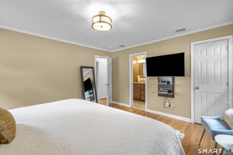 140 Flower Drive Hamden CT 06518
