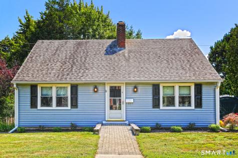 4 Pine Place Clinton CT 06413