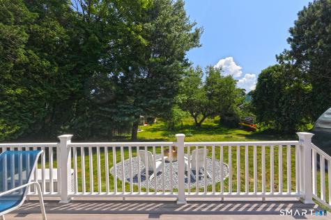 4 Pine Place Clinton CT 06413