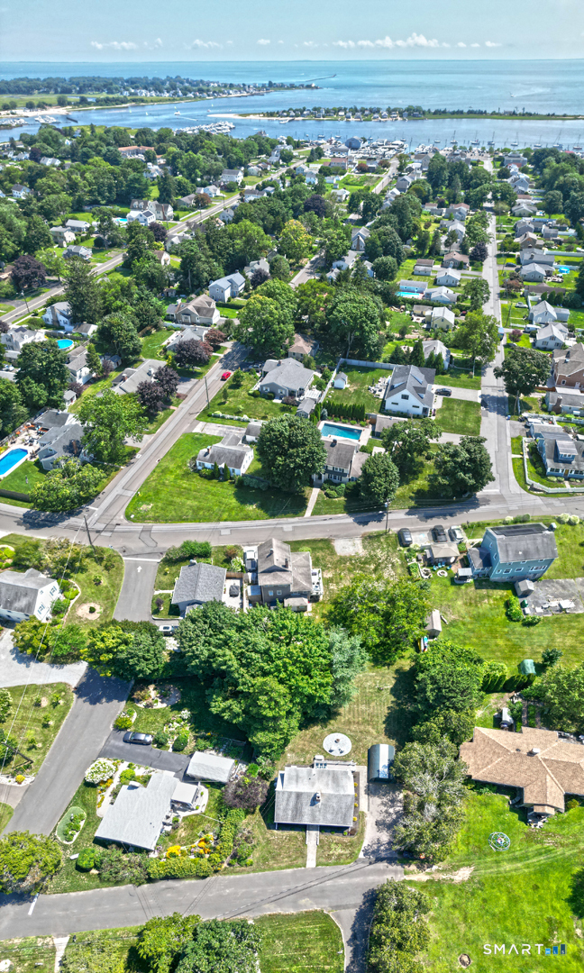 4 Pine Place Clinton CT 06413