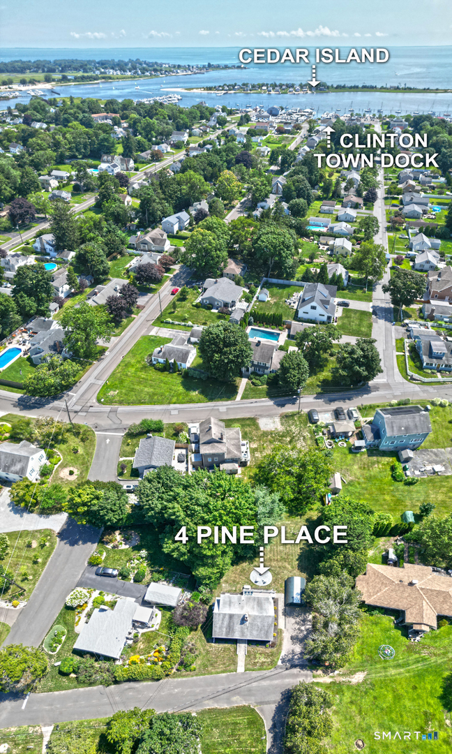 4 Pine Place Clinton CT 06413