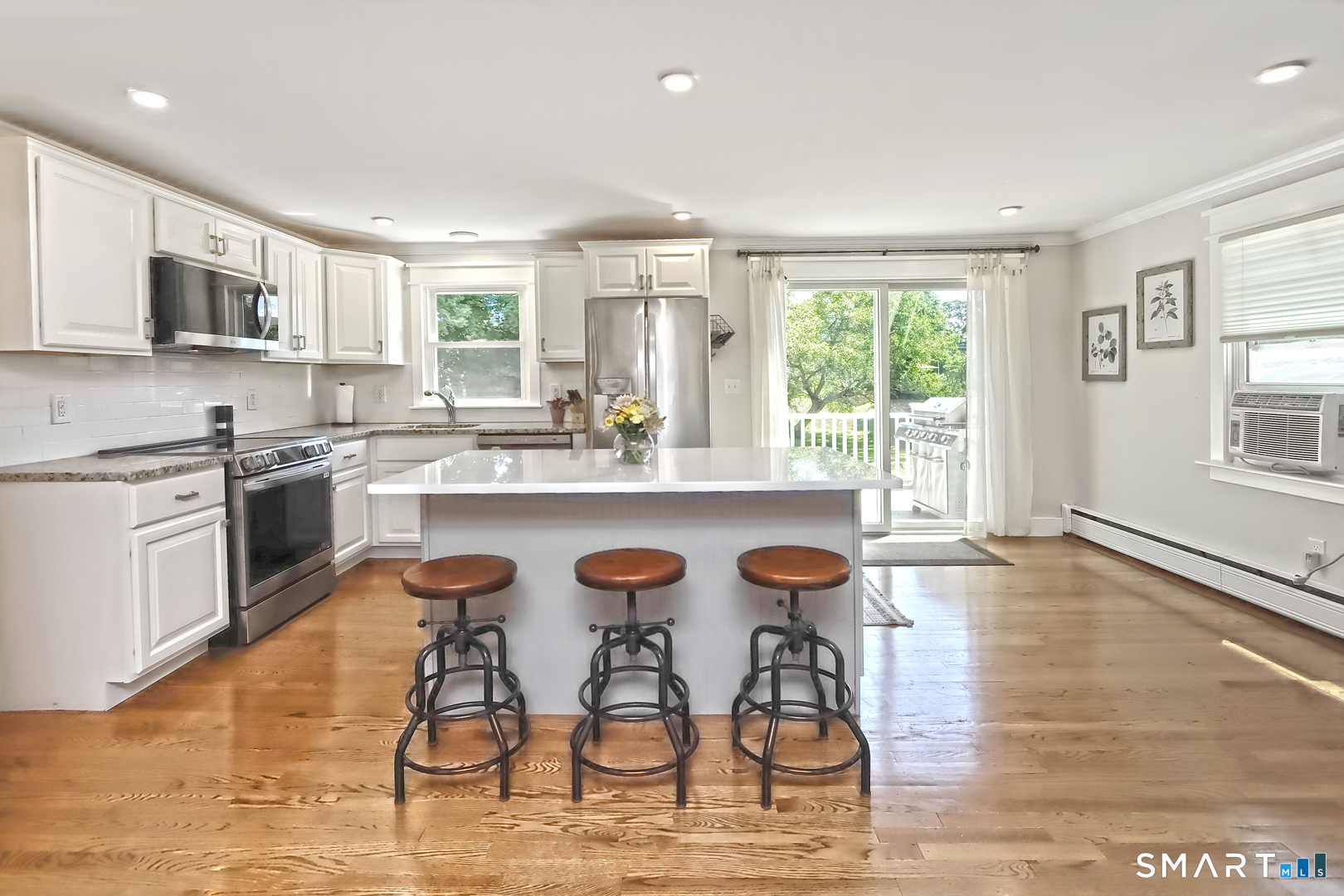 4 Pine Place Clinton CT 06413
