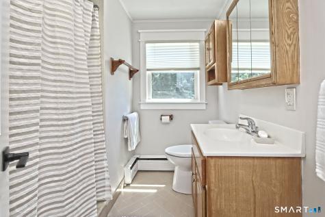 4 Pine Place Clinton CT 06413