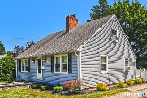 4 Pine Place Clinton CT 06413