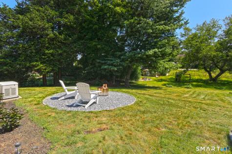 4 Pine Place Clinton CT 06413