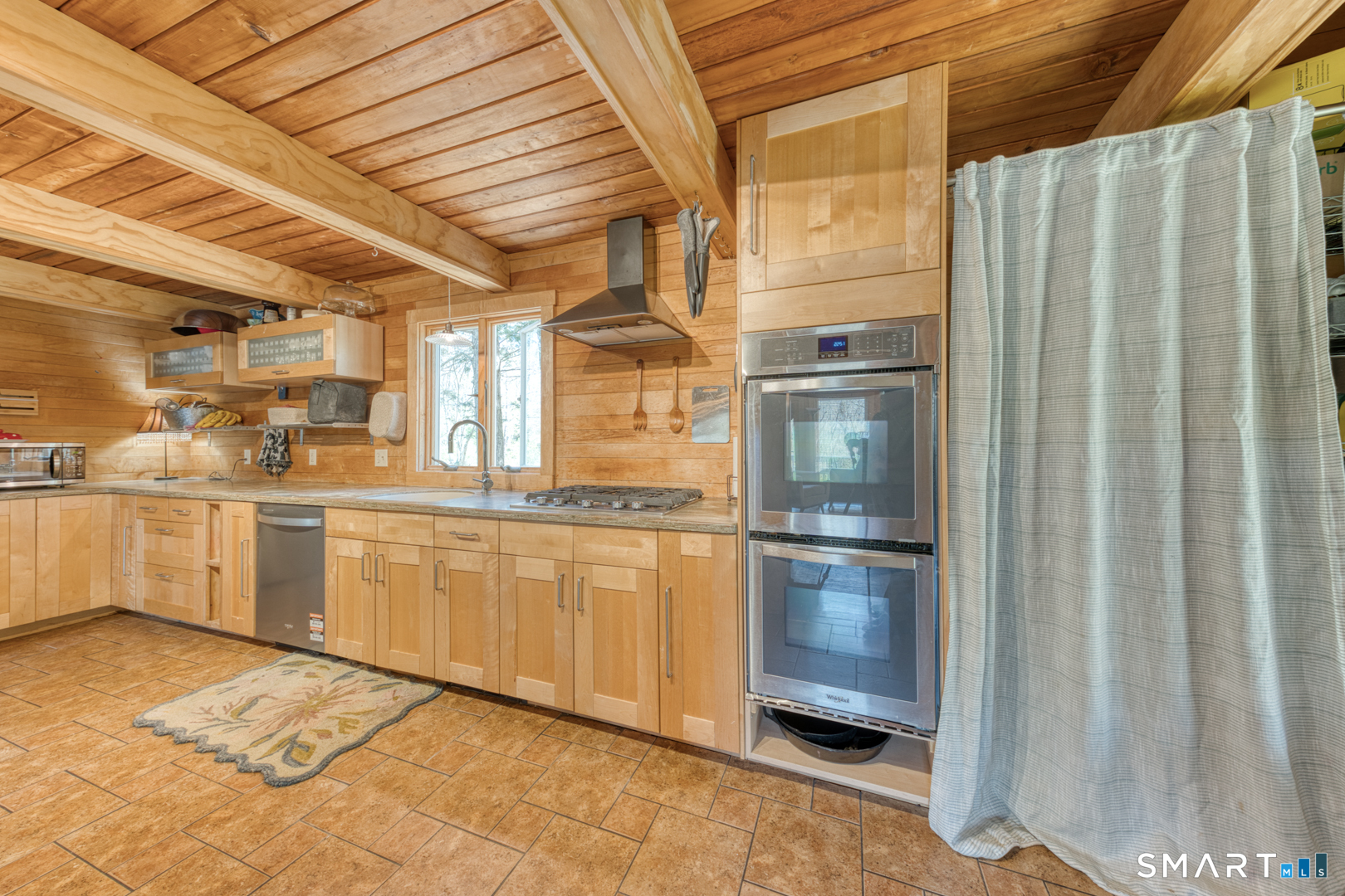 46 Hillyndale Road Mansfield CT 06268