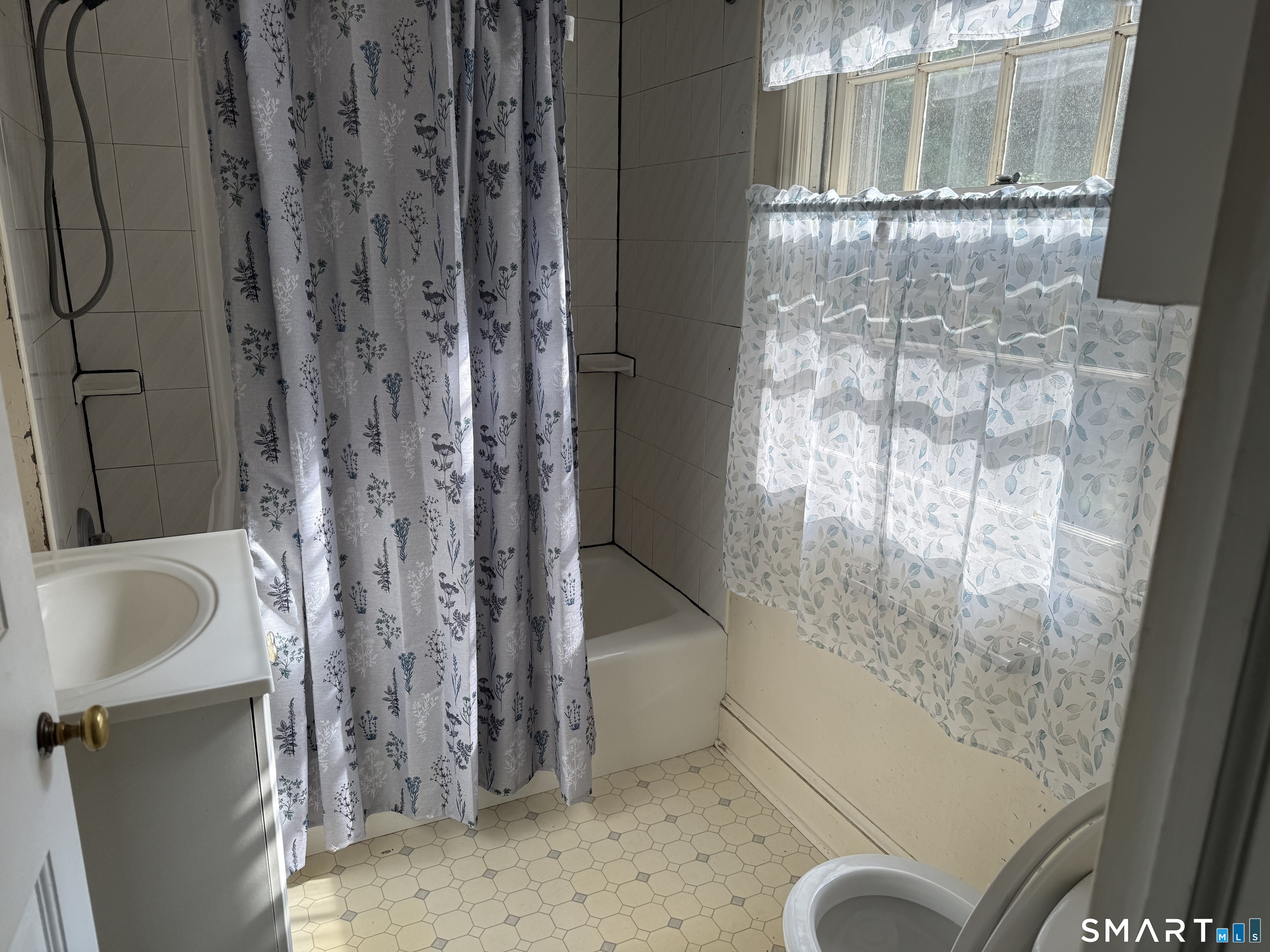 2 Ballfall Road Middlefield CT 06481