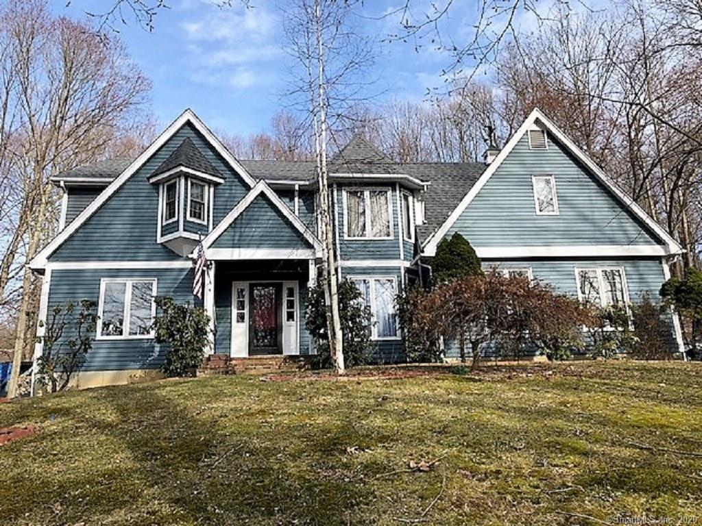 12 Echo Valley Road Newtown CT 06470
