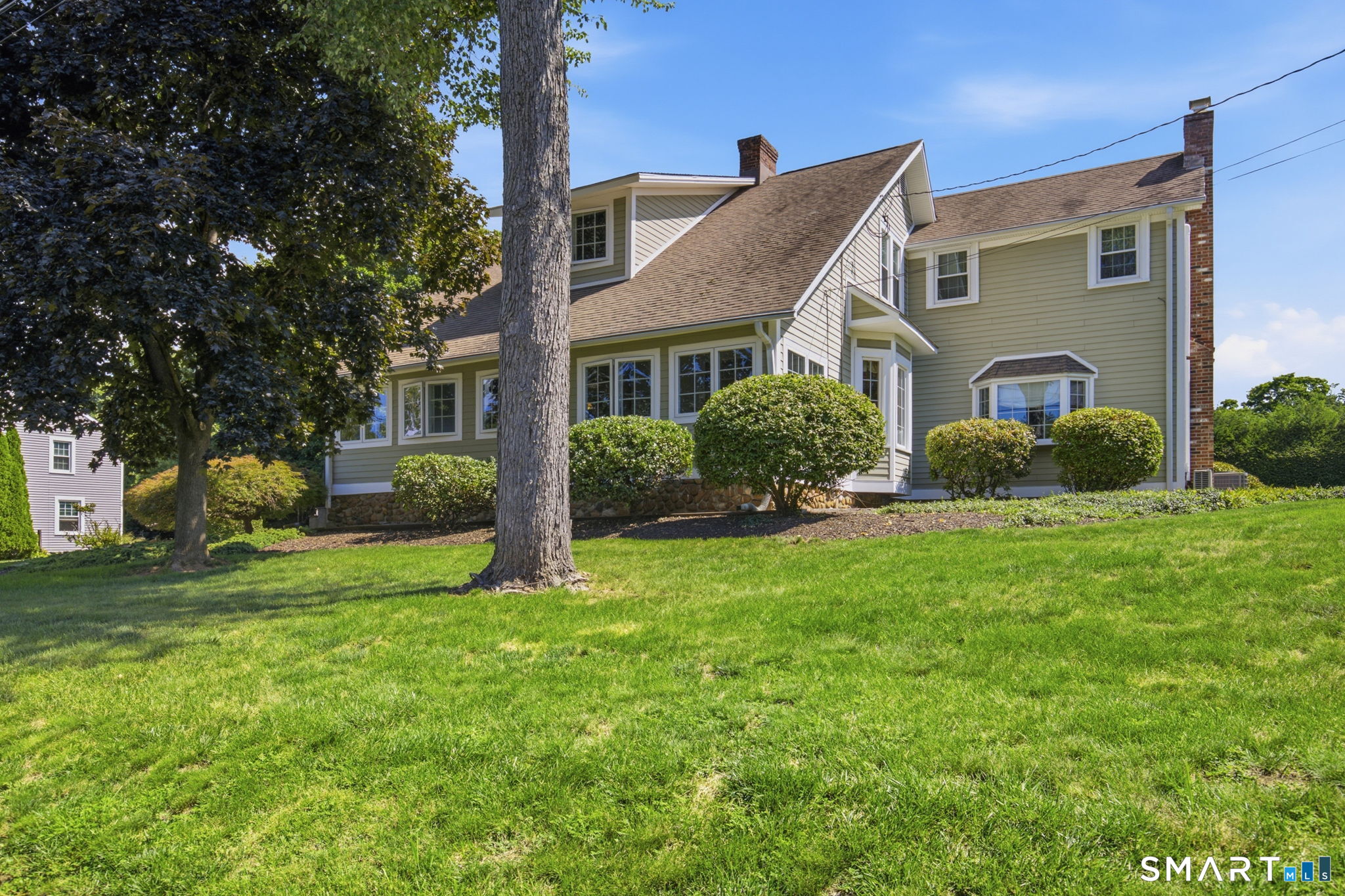 24 Ridgeway Street Newington CT 06111